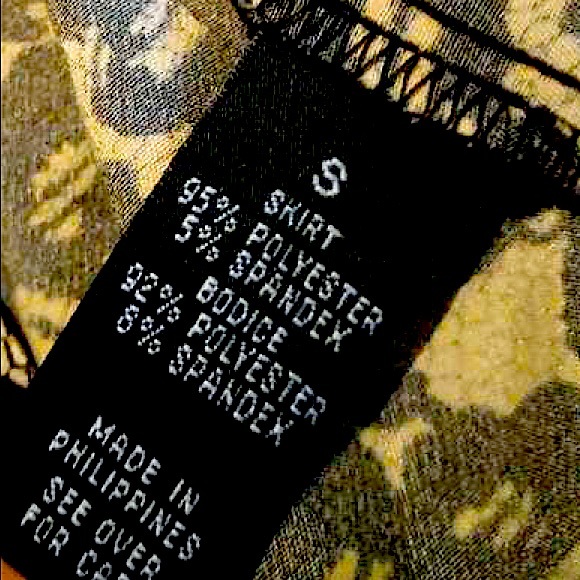 Black and gold skirt, EUC, elastic waste line. - Picture 2 of 3